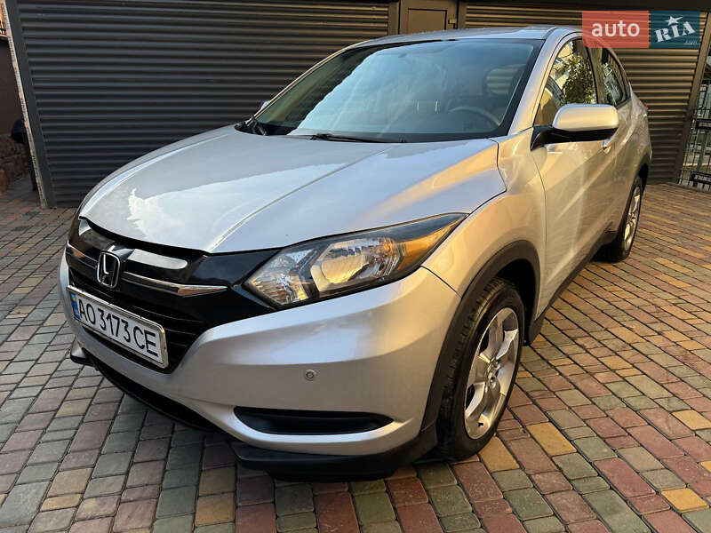 Внедорожник / Кроссовер Honda HR-V 2016 в Ужгороде