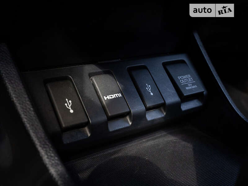 Внедорожник / Кроссовер Honda HR-V 2016 в Одессе