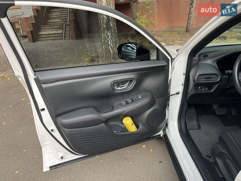 Позашляховик / Кросовер Honda HR-V 2023 в Харкові фото 13 Позашляховик / Кросовер Honda HR-V 2023 в Харкові