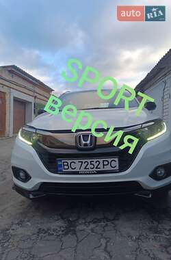 Внедорожник / Кроссовер Honda HR-V 2018 в Харькове