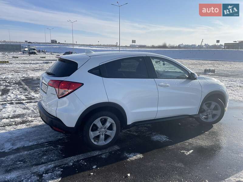 Позашляховик / Кросовер Honda HR-V 2016 в Львові