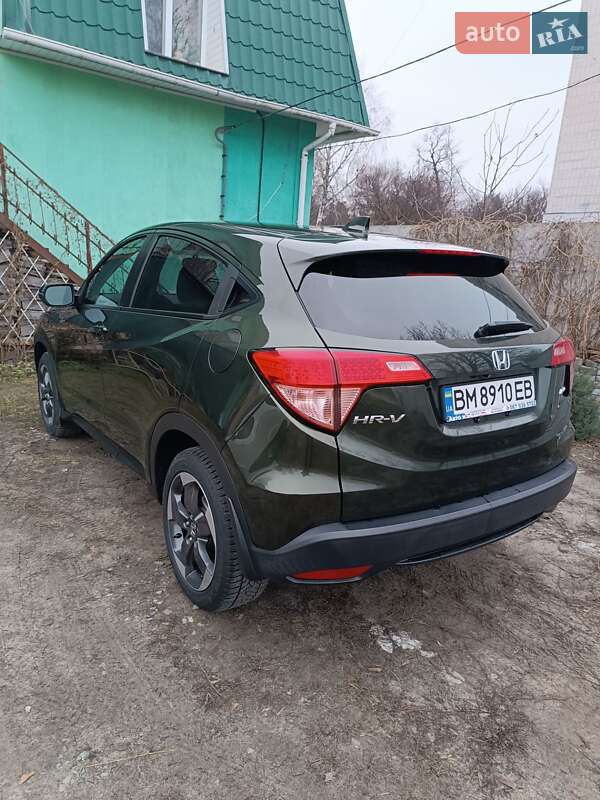 Внедорожник / Кроссовер Honda HR-V 2018 в Сумах