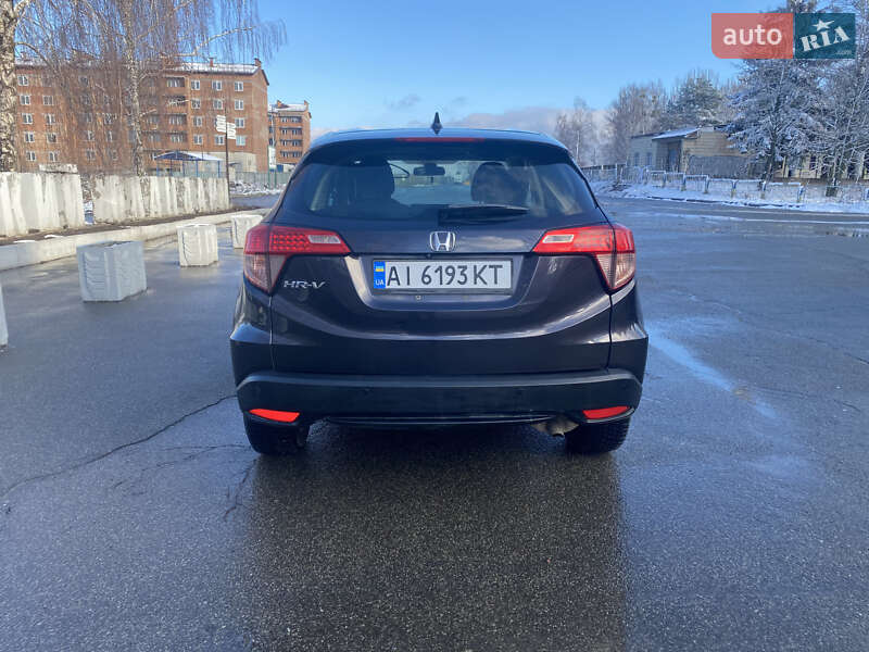 Позашляховик / Кросовер Honda HR-V 2016 в Нових Петрівцях