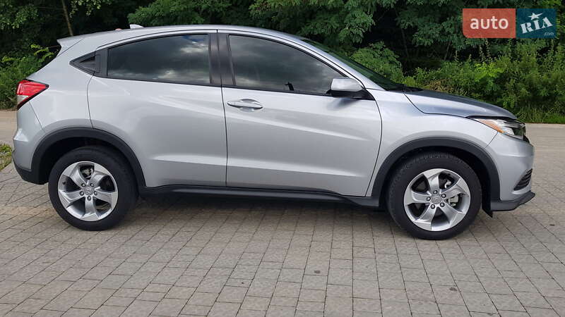 Позашляховик / Кросовер Honda HR-V 2019 в Городку