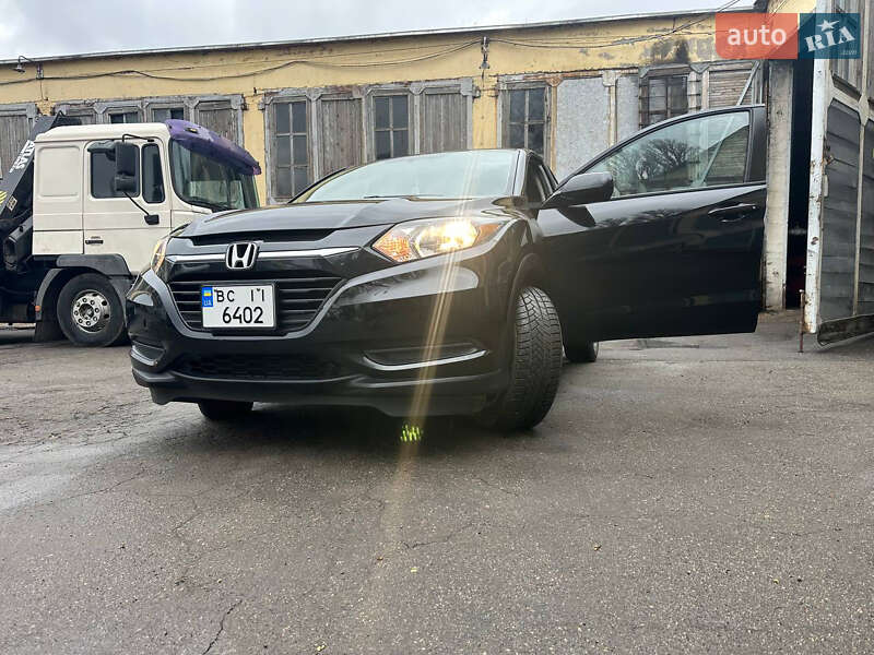 Позашляховик / Кросовер Honda HR-V 2016 в Львові фото 2 Позашляховик / Кросовер Honda HR-V 2016 в Львові
