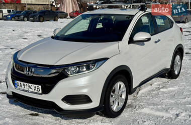 Внедорожник / Кроссовер Honda HR-V 2018 в Киеве