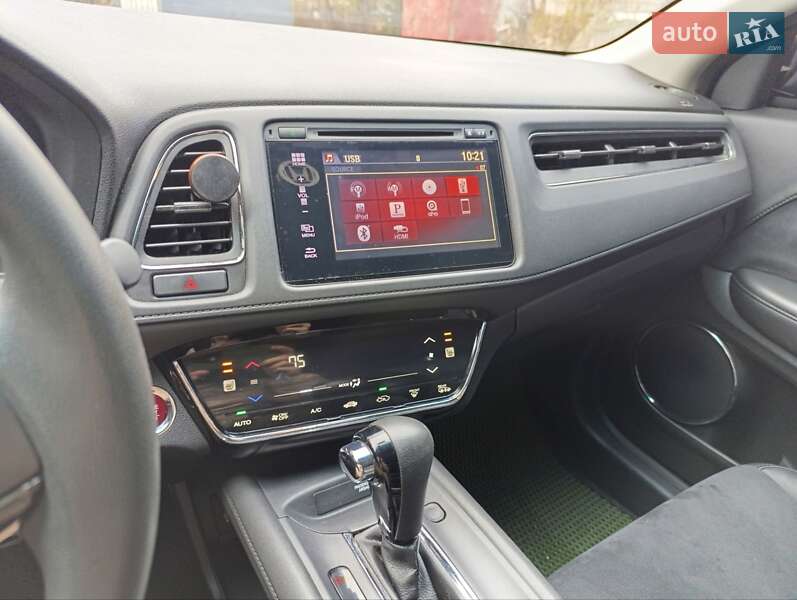 Внедорожник / Кроссовер Honda HR-V 2016 в Ивано-Франковске фото 29 Внедорожник / Кроссовер Honda HR-V 2016 в Ивано-Франковске