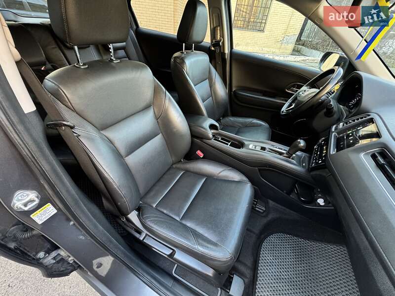Позашляховик / Кросовер Honda HR-V 2016 в Києві