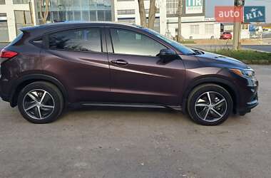Внедорожник / Кроссовер Honda HR-V 2021 в 