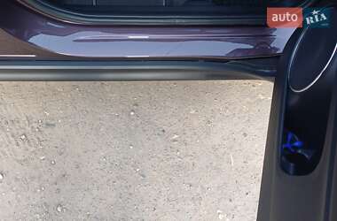 Внедорожник / Кроссовер Honda HR-V 2021 в 