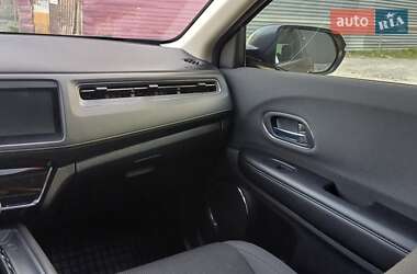 Внедорожник / Кроссовер Honda HR-V 2021 в 
