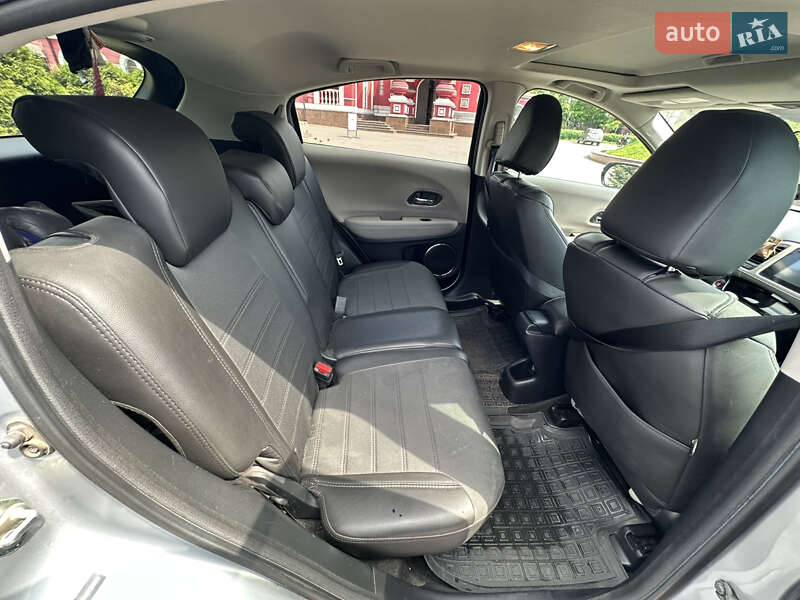 Позашляховик / Кросовер Honda HR-V 2017 в Дніпрі фото 22 Позашляховик / Кросовер Honda HR-V 2017 в Дніпрі