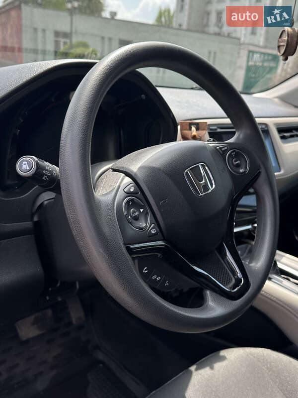 Позашляховик / Кросовер Honda HR-V 2017 в Дніпрі фото 28 Позашляховик / Кросовер Honda HR-V 2017 в Дніпрі