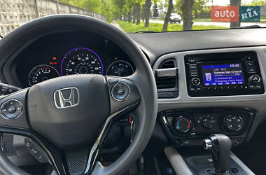 Внедорожник / Кроссовер Honda HR-V 2018 в 