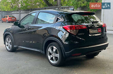 Внедорожник / Кроссовер Honda HR-V 2018 в 