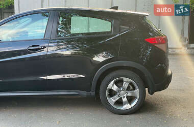 Внедорожник / Кроссовер Honda HR-V 2018 в 