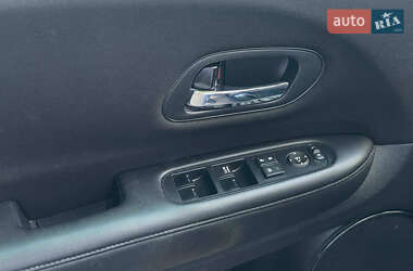 Внедорожник / Кроссовер Honda HR-V 2018 в 