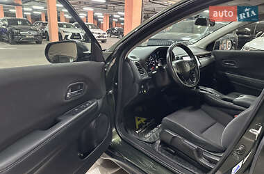 Внедорожник / Кроссовер Honda HR-V 2018 в 