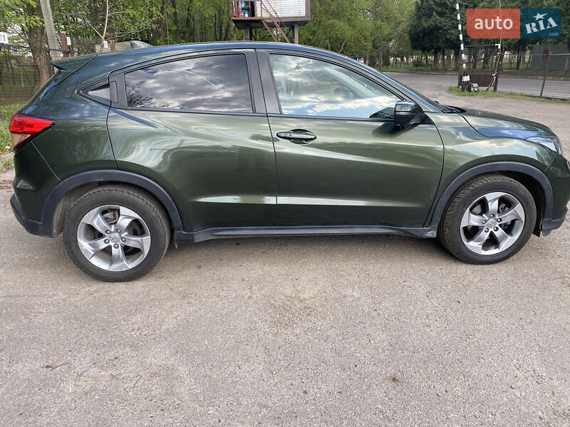 Позашляховик / Кросовер Honda HR-V 2017 в Львові