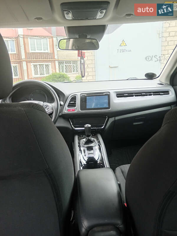 Внедорожник / Кроссовер Honda HR-V 2017 в Харькове фото 9 Внедорожник / Кроссовер Honda HR-V 2017 в Харькове