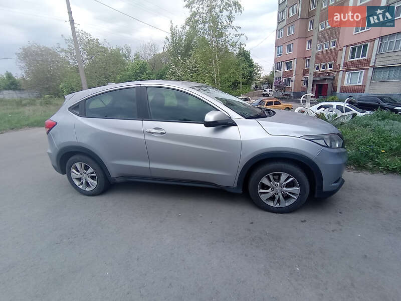 Внедорожник / Кроссовер Honda HR-V 2017 в Харькове фото 6 Внедорожник / Кроссовер Honda HR-V 2017 в Харькове