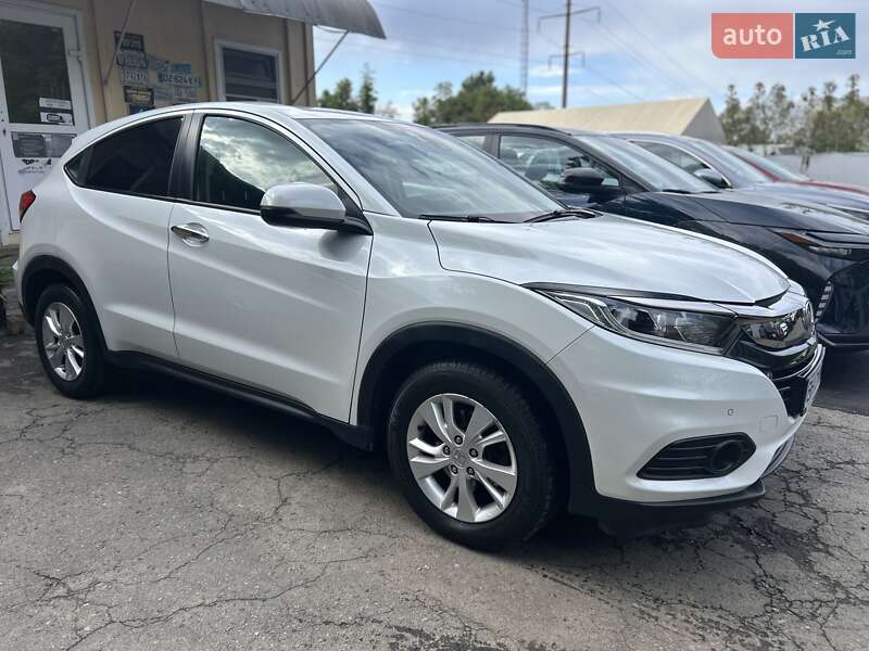 Позашляховик / Кросовер Honda HR-V 2019 в 