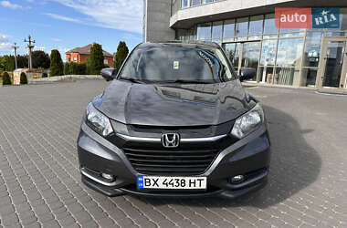 Внедорожник / Кроссовер Honda HR-V 2016 в Хмельницком