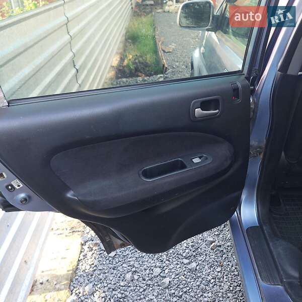 Внедорожник / Кроссовер Honda HR-V 2002 в Хмельницком фото 9 Внедорожник / Кроссовер Honda HR-V 2002 в Хмельницком