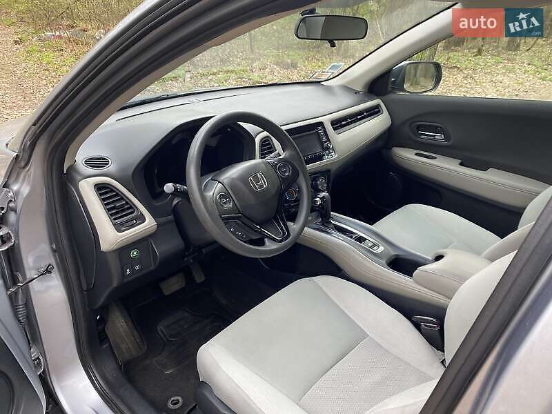 Внедорожник / Кроссовер Honda HR-V 2019 в Киеве