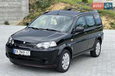 Внедорожник / Кроссовер Honda HR-V 2004 в Черновцах