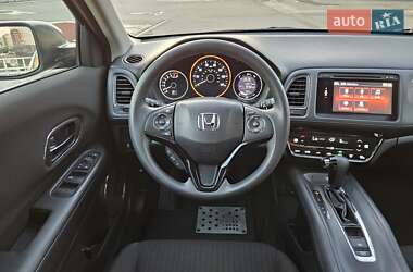 Внедорожник / Кроссовер Honda HR-V 2018 в 
