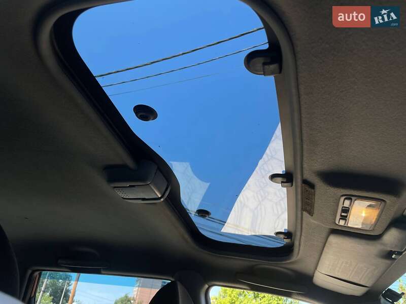 Внедорожник / Кроссовер Honda HR-V 2004 в Николаеве