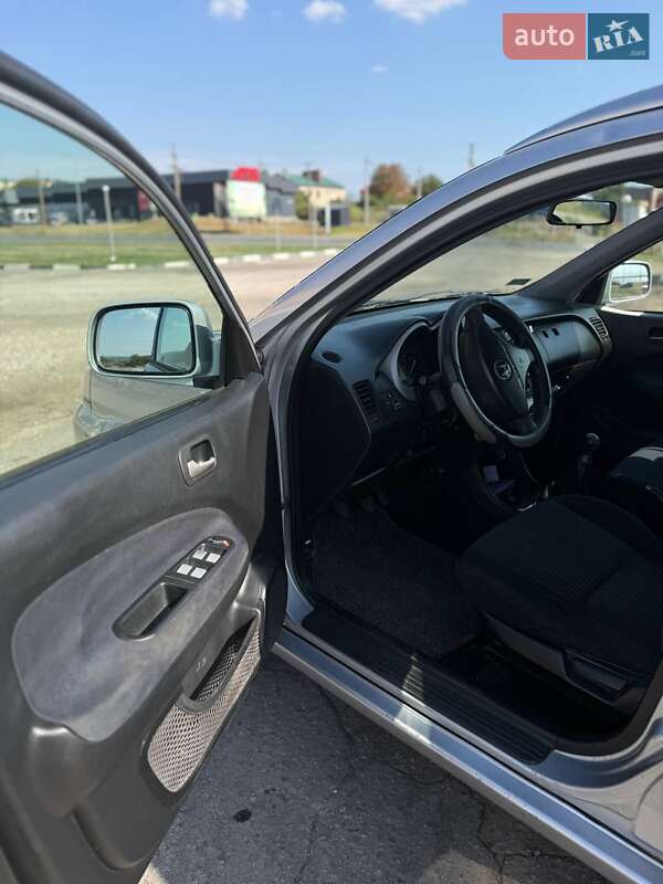 Внедорожник / Кроссовер Honda HR-V 2003 в Коблеве