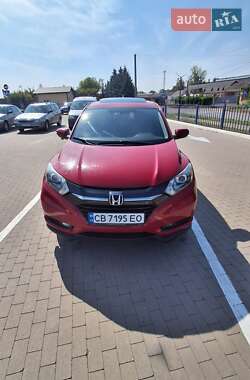 Внедорожник / Кроссовер Honda HR-V 2015 в 