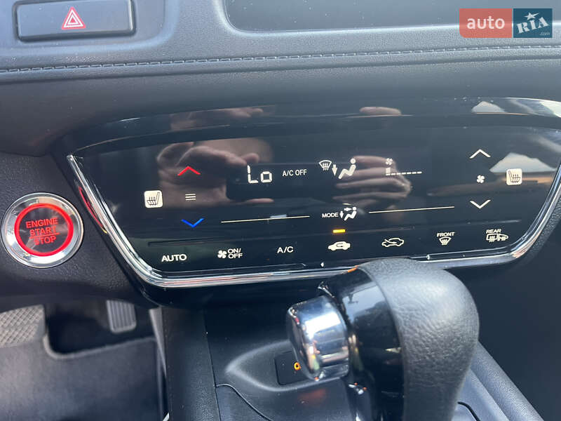 Внедорожник / Кроссовер Honda HR-V 2019 в Погребах