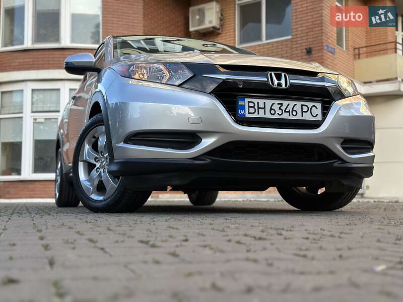 Внедорожник / Кроссовер Honda HR-V 2016 в Одессе