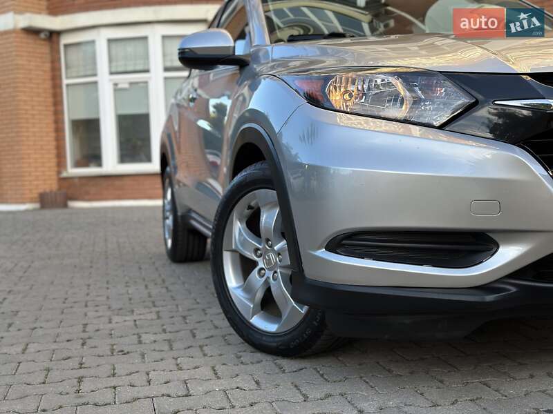 Внедорожник / Кроссовер Honda HR-V 2016 в Одессе
