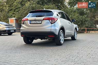 Внедорожник / Кроссовер Honda HR-V 2016 в 