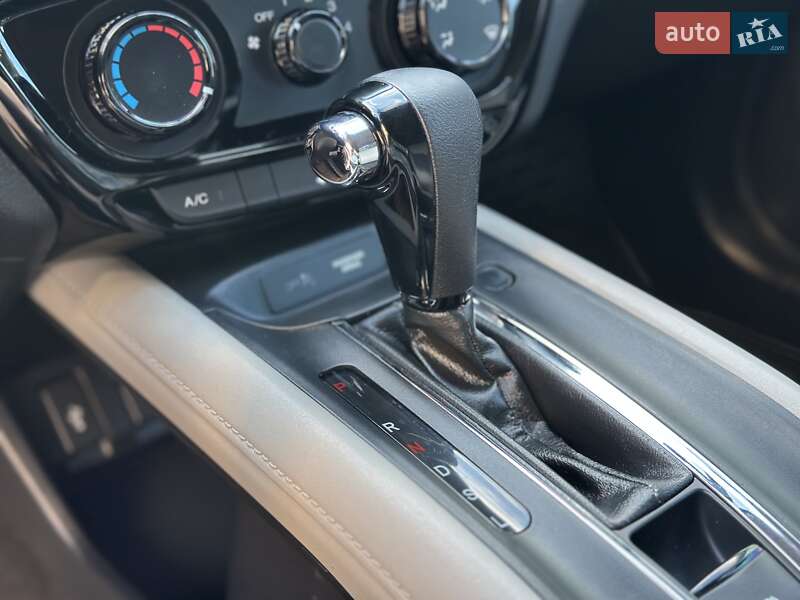 Внедорожник / Кроссовер Honda HR-V 2016 в Одессе