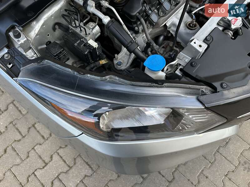 Внедорожник / Кроссовер Honda HR-V 2016 в Одессе