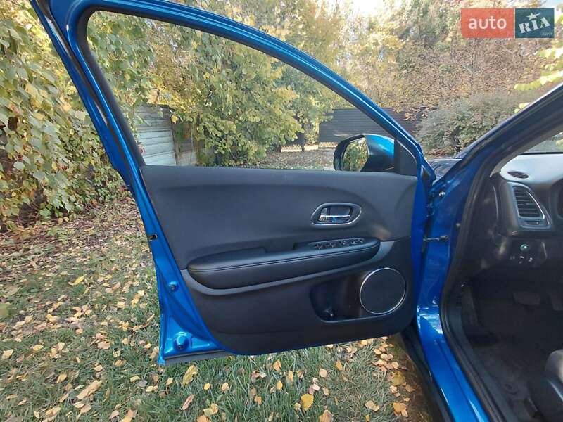 Позашляховик / Кросовер Honda HR-V 2018 в Києві фото 12 Позашляховик / Кросовер Honda HR-V 2018 в Києві