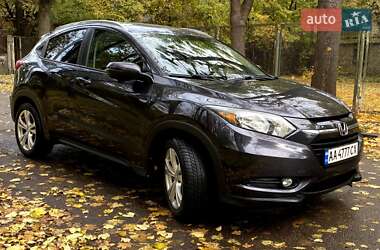 Внедорожник / Кроссовер Honda HR-V 2018 в 