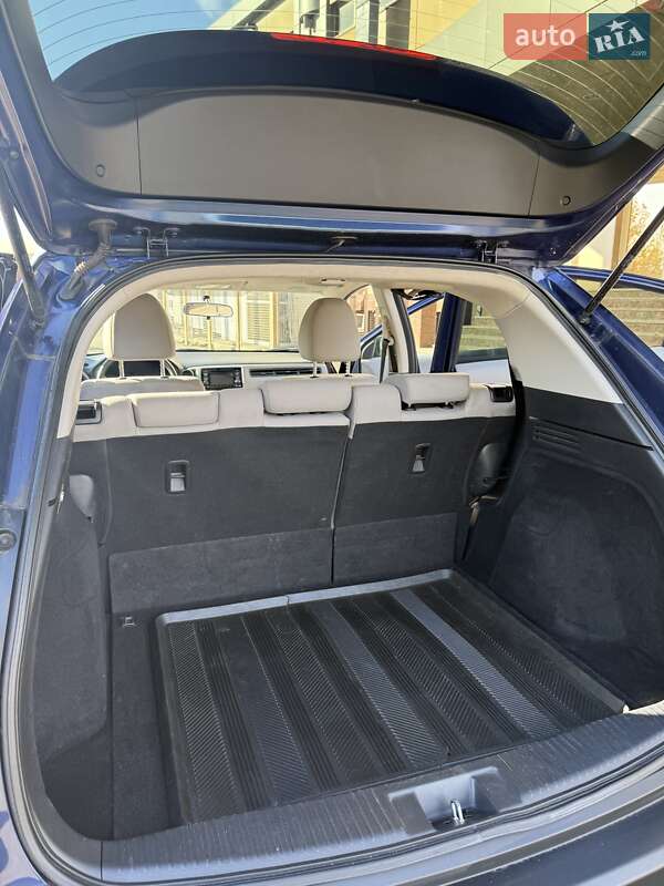 Внедорожник / Кроссовер Honda HR-V 2015 в Киеве фото 11 Внедорожник / Кроссовер Honda HR-V 2015 в Киеве