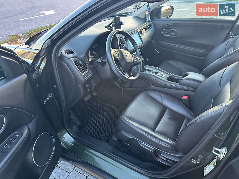 Позашляховик / Кросовер Honda HR-V 2016 в Львові фото 19 Позашляховик / Кросовер Honda HR-V 2016 в Львові