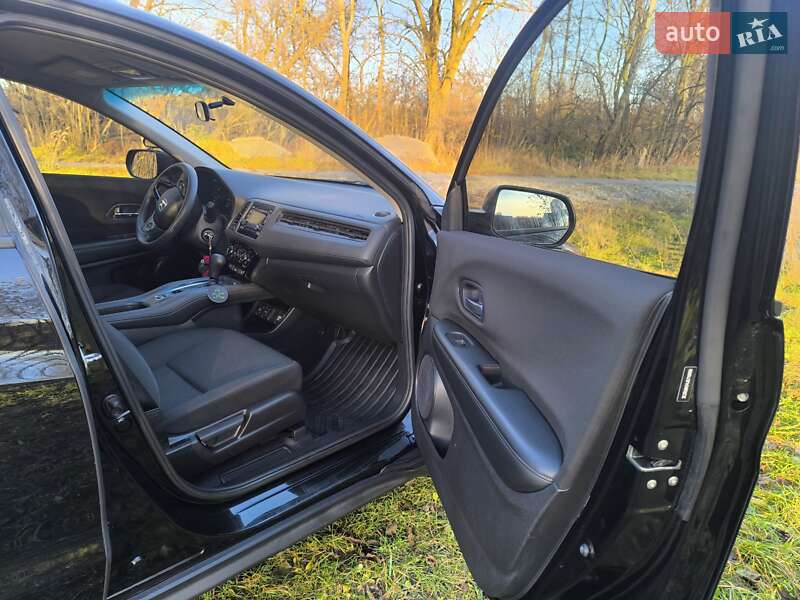 Позашляховик / Кросовер Honda HR-V 2017 в Деревачі фото 20 Позашляховик / Кросовер Honda HR-V 2017 в Деревачі