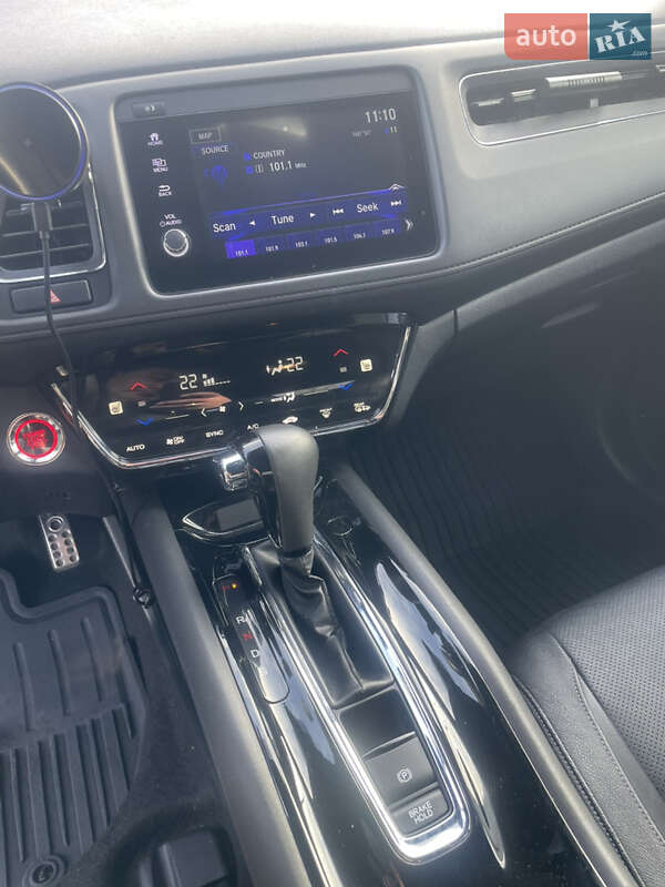 Внедорожник / Кроссовер Honda HR-V 2021 в Киеве фото 16 Внедорожник / Кроссовер Honda HR-V 2021 в Киеве