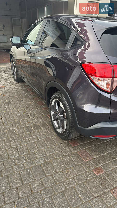 Внедорожник / Кроссовер Honda HR-V 2018 в Николаеве