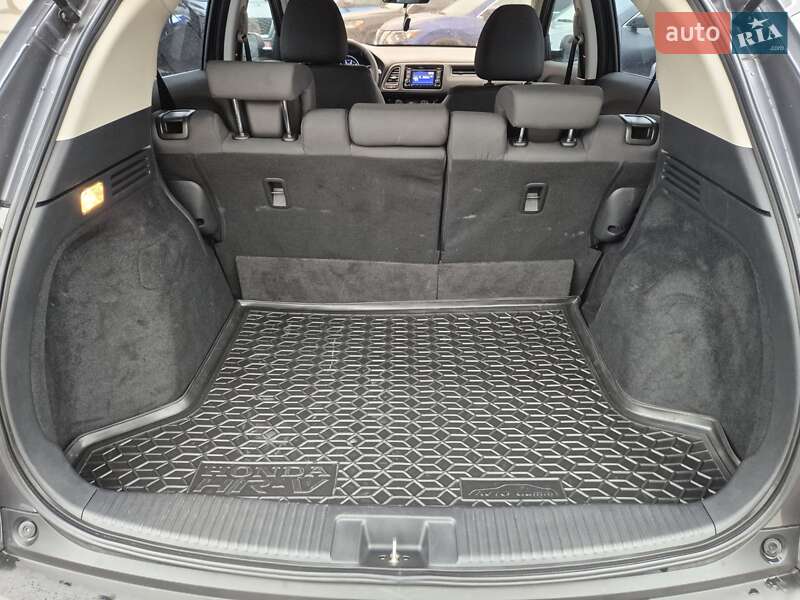 Внедорожник / Кроссовер Honda HR-V 2018 в Сумах