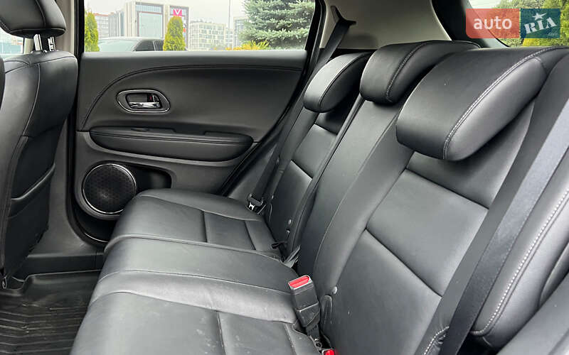 Позашляховик / Кросовер Honda HR-V 2017 в Львові