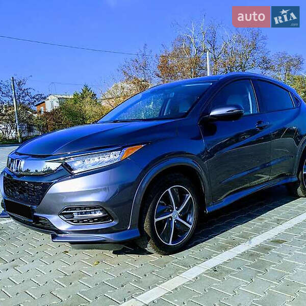 Внедорожник / Кроссовер Honda HR-V 2018 в Киеве